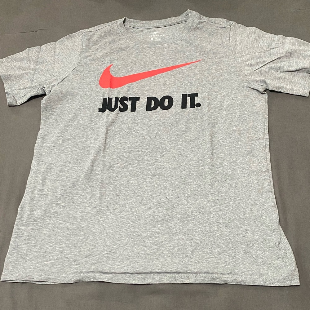 Nike Slogan Tee